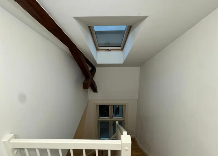 Book A In The Heart Of בית הארחה *